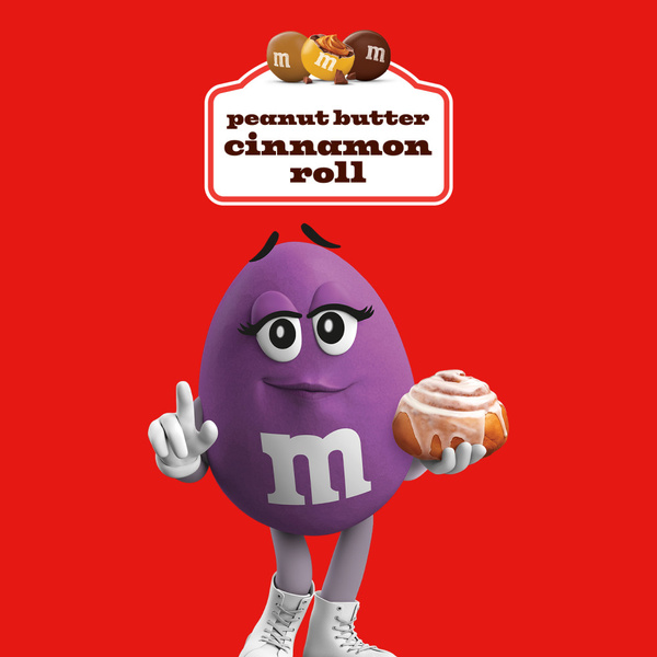 M&M's Peanut Butter Cinnamon Roll Share Size | Hy-Vee Aisles