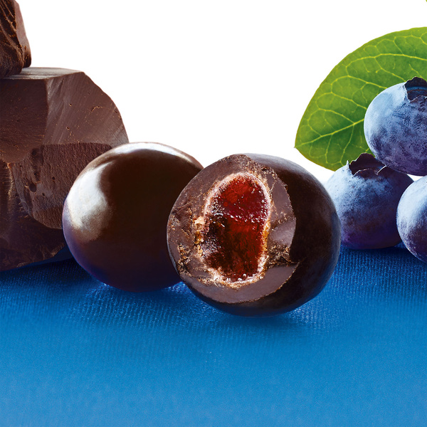 BROOKSIDE Dark Chocolate, Acai and Blueberry Flavored Snacking
