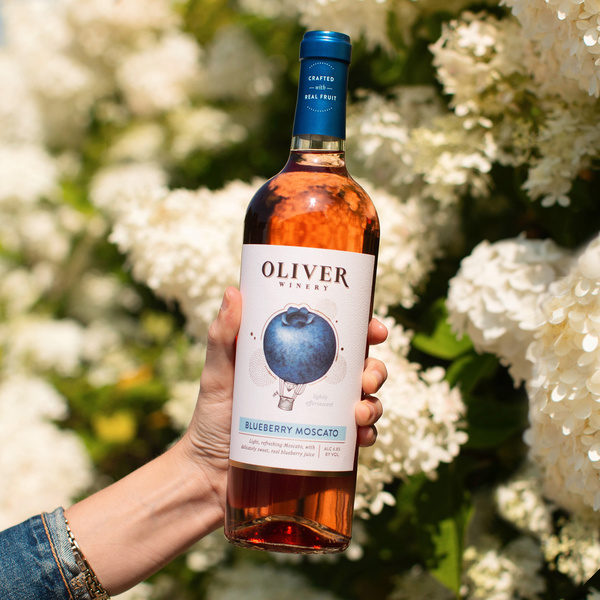 Oliver Winery Blueberry Moscato Wine | Hy-Vee Aisles Online