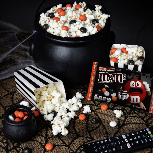 M&M'S Cookies & Screem Chocolate Halloween Candy, 7.44oz | Hy-Vee