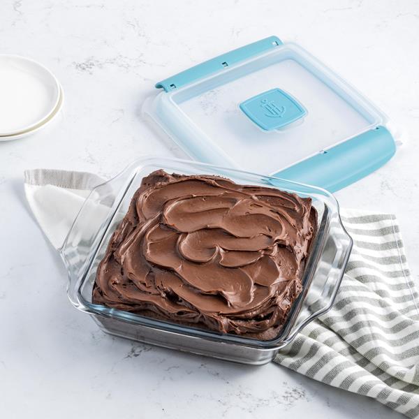 Anchor Hocking 8 In. Square Glass Baking Dish with TrueLock Lid