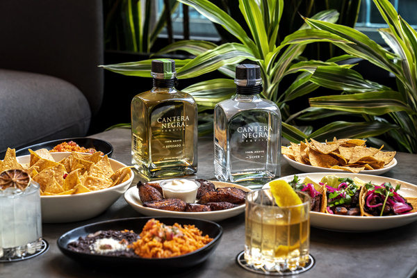 Cantera Negra Silver Tequila, 100% Agave | Hy-Vee Aisles Online