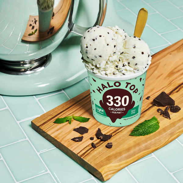 Halo Top Mint Chip Light Ice Cream, 16 fl oz Pint | Hy-Vee Aisles